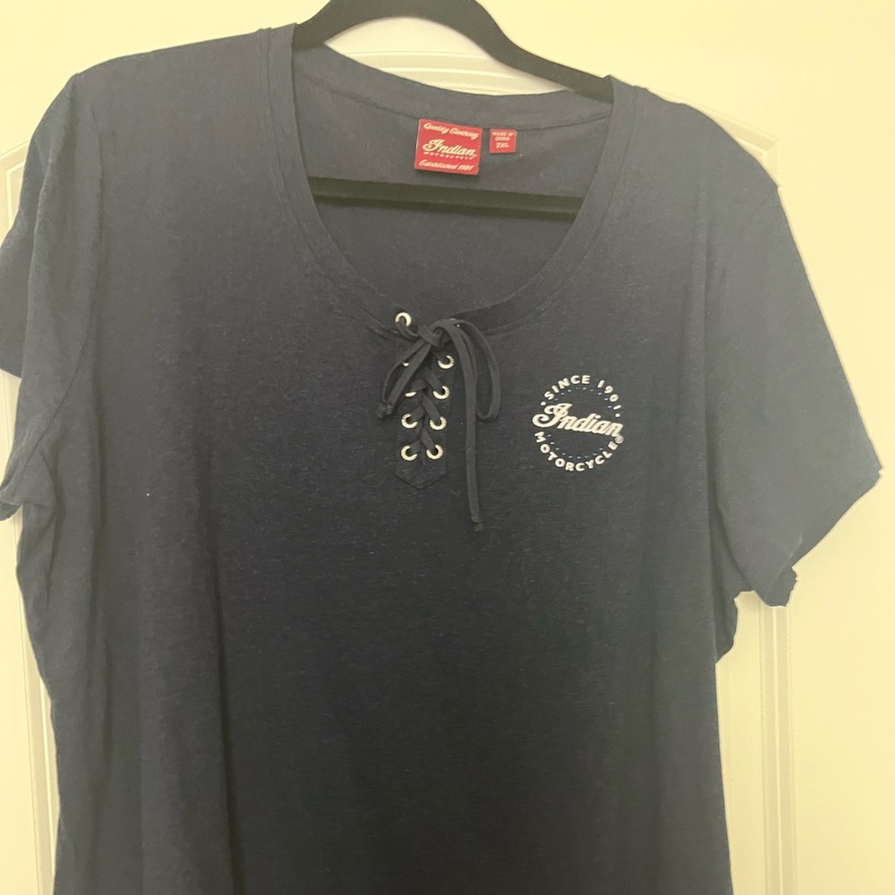 Women’s Indian Motorcycle T shirt 2x excellent condition navy blue,sliver letter
